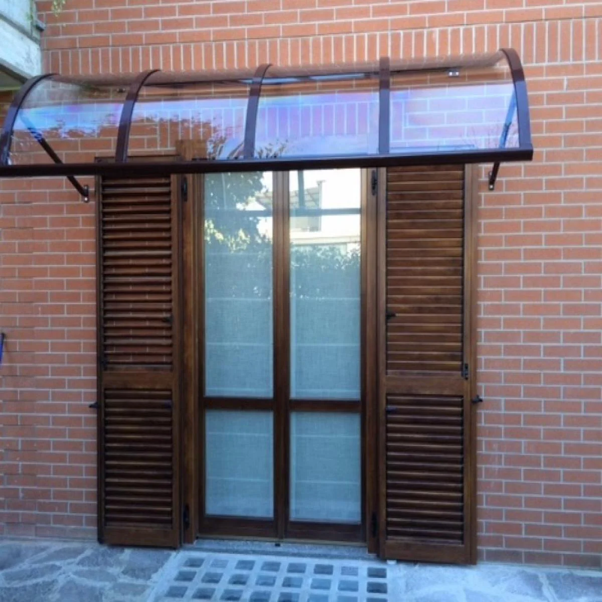 pensiline-per-porte-e-ingressi-6