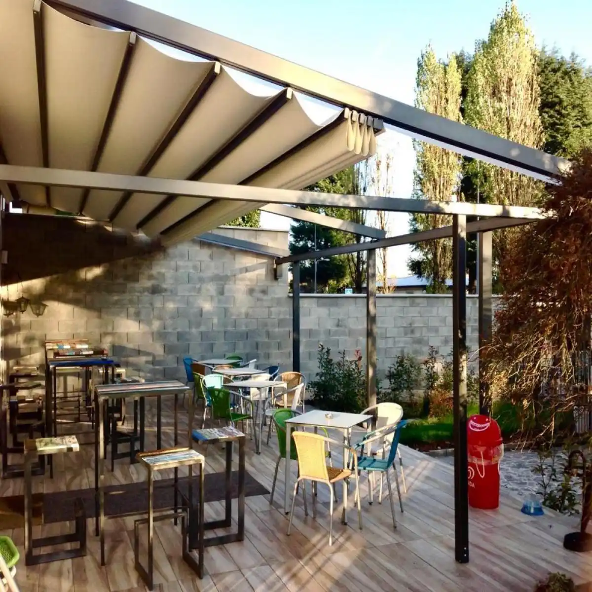 pergole-con-telo-e-bioclimatiche-per-esterni-12